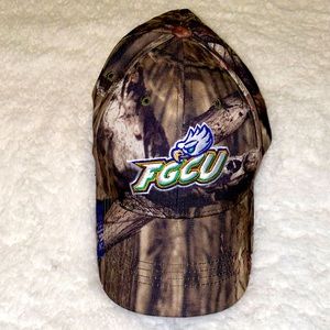 🛍 5/$25 Russel Athletic FGCU Camo Hat